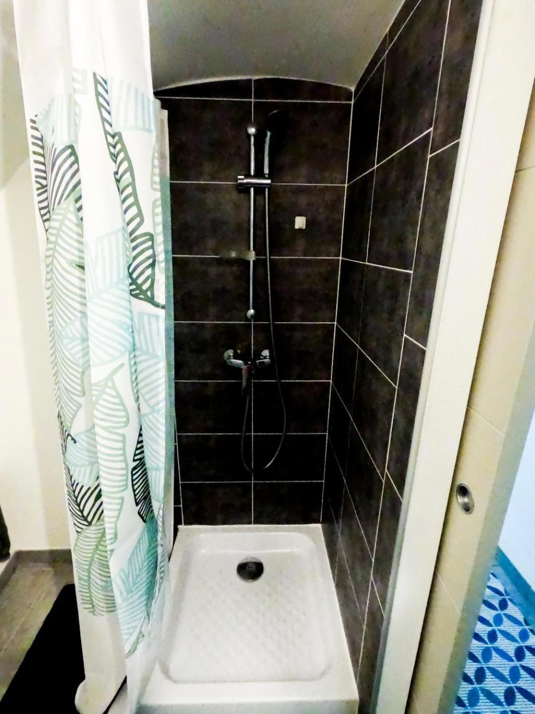 Superbe Appartement Montelimar Luaran gambar