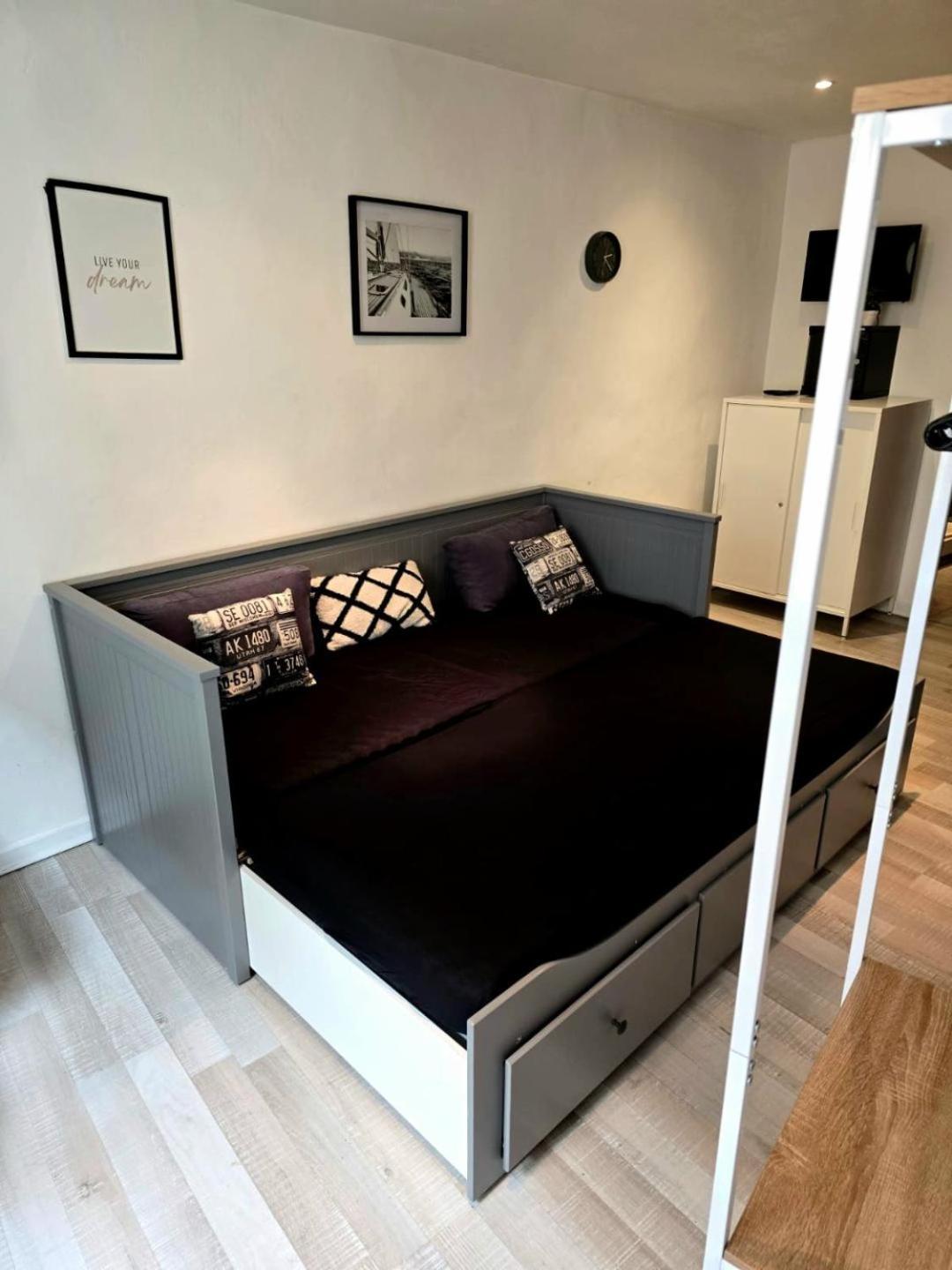 Superbe Appartement Montelimar Luaran gambar